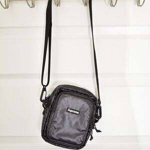 Supreme Shoulder Bag Black